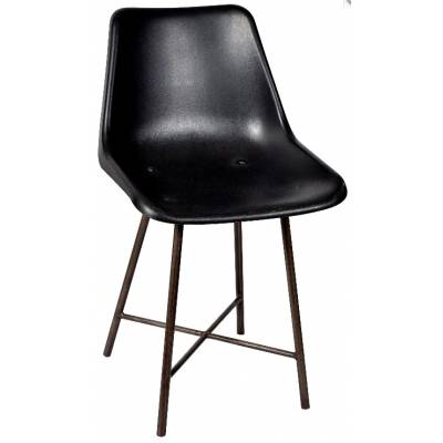 Chair in iron fitted with a plastic seat