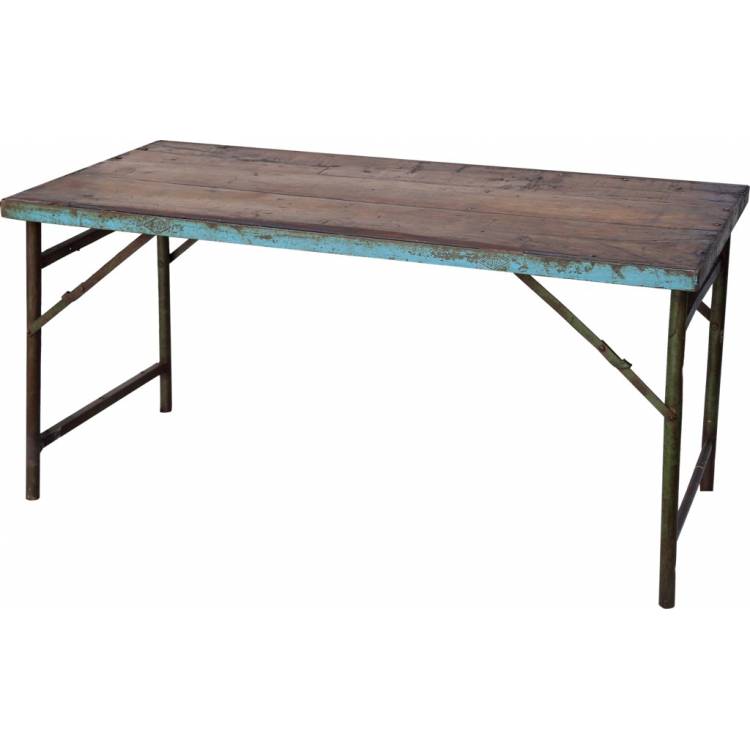 Esstisch aus Holz mit Metallrahmen
