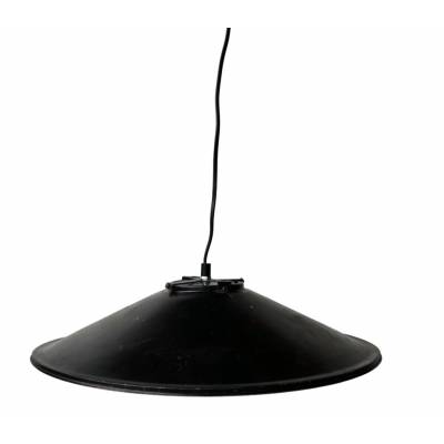 Čierna industriálna stropná lampa
